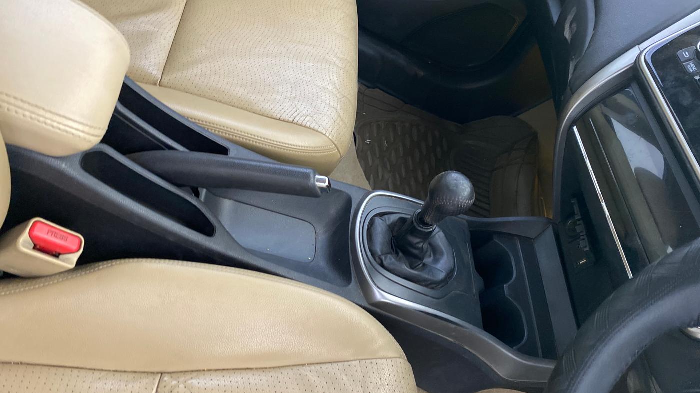 2015 Honda City 1.5L I-VTEC VX, Petrol, Manual, 66,368 km, Gear Lever