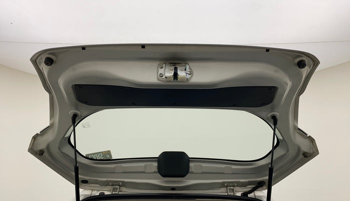 2016 Maruti Alto K10 VXI, Petrol, Manual, 73,701 km, Boot Door Open