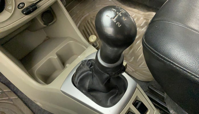 2016 Maruti Alto K10 VXI, Petrol, Manual, 73,701 km, Gear lever - Boot Cover minor damage