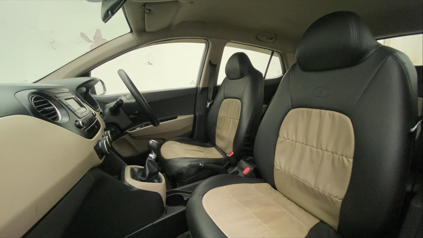 2016 Hyundai Grand i10 SPORTZ 1.2 KAPPA VTVT, Petrol, Manual, 59,893 km, Right Side Front Door Cabin