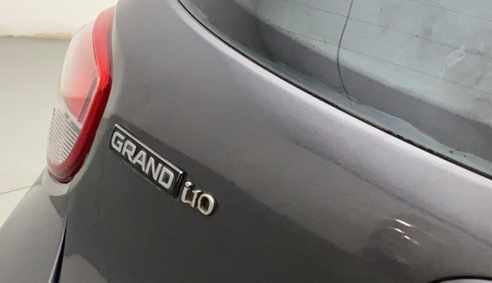 2016 Hyundai Grand i10 SPORTZ 1.2 KAPPA VTVT, Petrol, Manual, 59,893 km, Dicky (Boot door) - Slightly dented