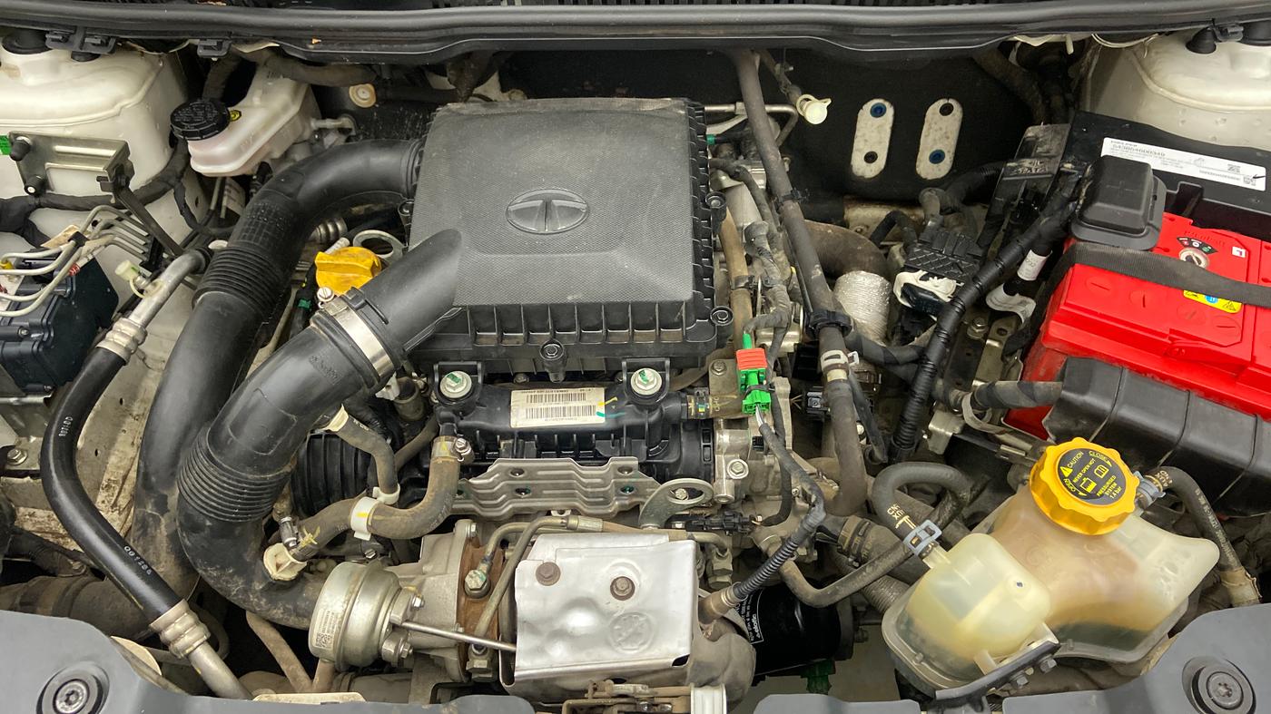 2018 Tata NEXON XZA + 1.2 PETROL A/T, Petrol, Automatic, 23,324 km, Open Bonet