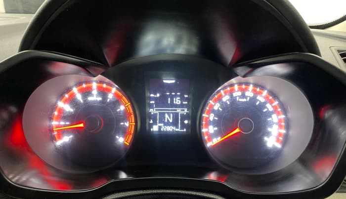 2022 Mahindra XUV300 W6 1.2 PETROL, Petrol, Manual, 22,804 km, Odometer Image