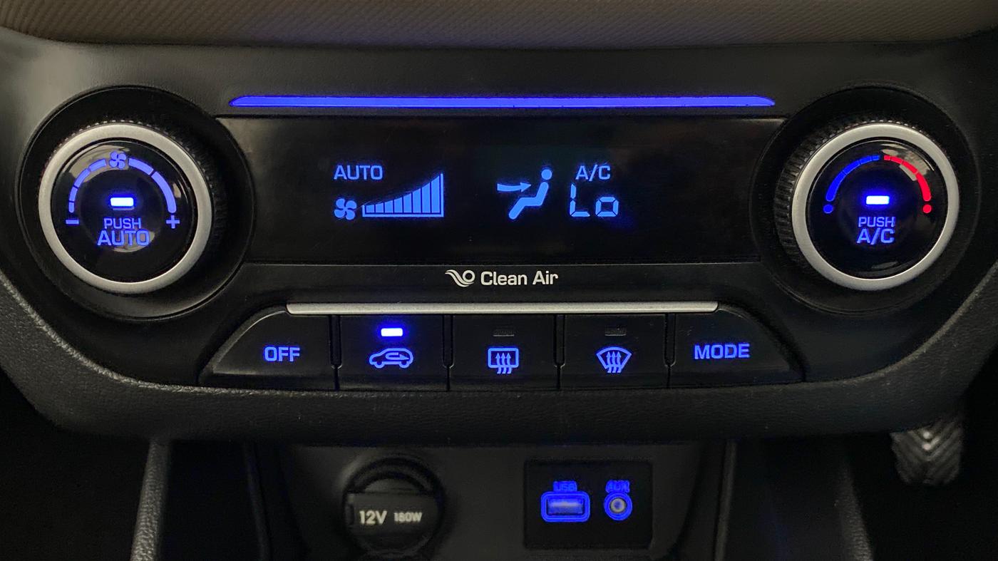 2016 Hyundai Creta 1.6 SX PLUS DIESEL, Diesel, Manual, 75,758 km, Automatic Climate Control