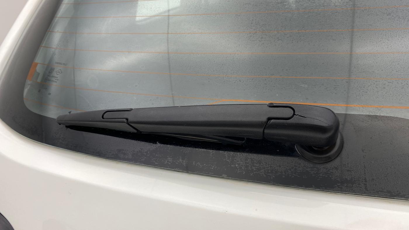 2022 Nissan MAGNITE XV DUAL TONE, Petrol, Manual, 32,825 km, Rear Wiper