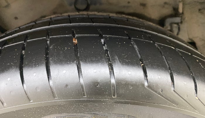 2024 Hyundai Verna SX (O) 1.5 MPI MT, Petrol, Manual, 29,076 km, Right Rear Tyre Tread