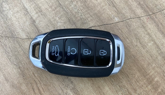 2024 Hyundai Verna SX (O) 1.5 MPI MT, Petrol, Manual, 29,076 km, Key Close Up