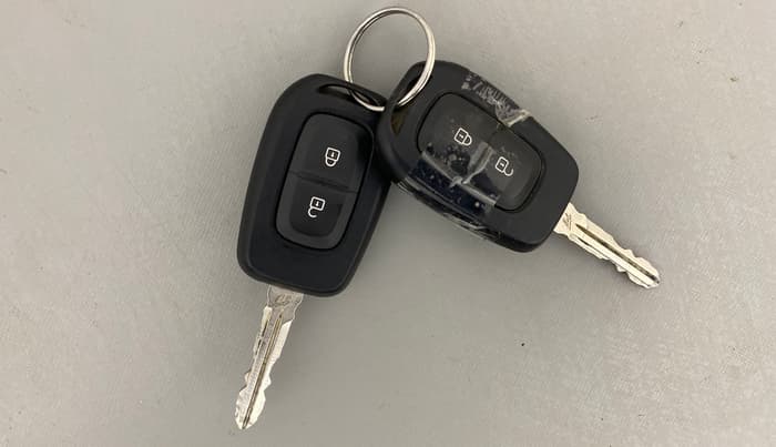 2021 Renault Duster RXZ 1.5 PETROL MT, Petrol, Manual, 63,532 km, Key Close Up