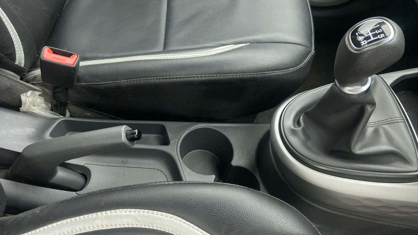 2019 Hyundai GRAND I10 NIOS SPORTZ PETROL, Petrol, Manual, 19,575 km, Gear Lever