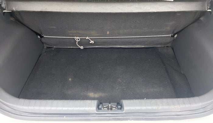 2019 Hyundai GRAND I10 NIOS SPORTZ PETROL, Petrol, Manual, 19,575 km, Boot Inside