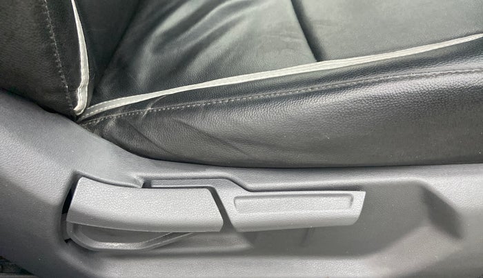 2019 Hyundai GRAND I10 NIOS SPORTZ PETROL, Petrol, Manual, 19,575 km, Driver Side Adjustment Panel