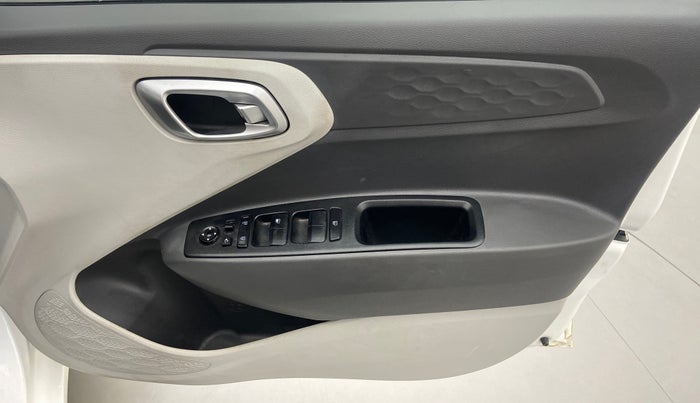 2019 Hyundai GRAND I10 NIOS SPORTZ PETROL, Petrol, Manual, 19,575 km, Driver Side Door Panels Control