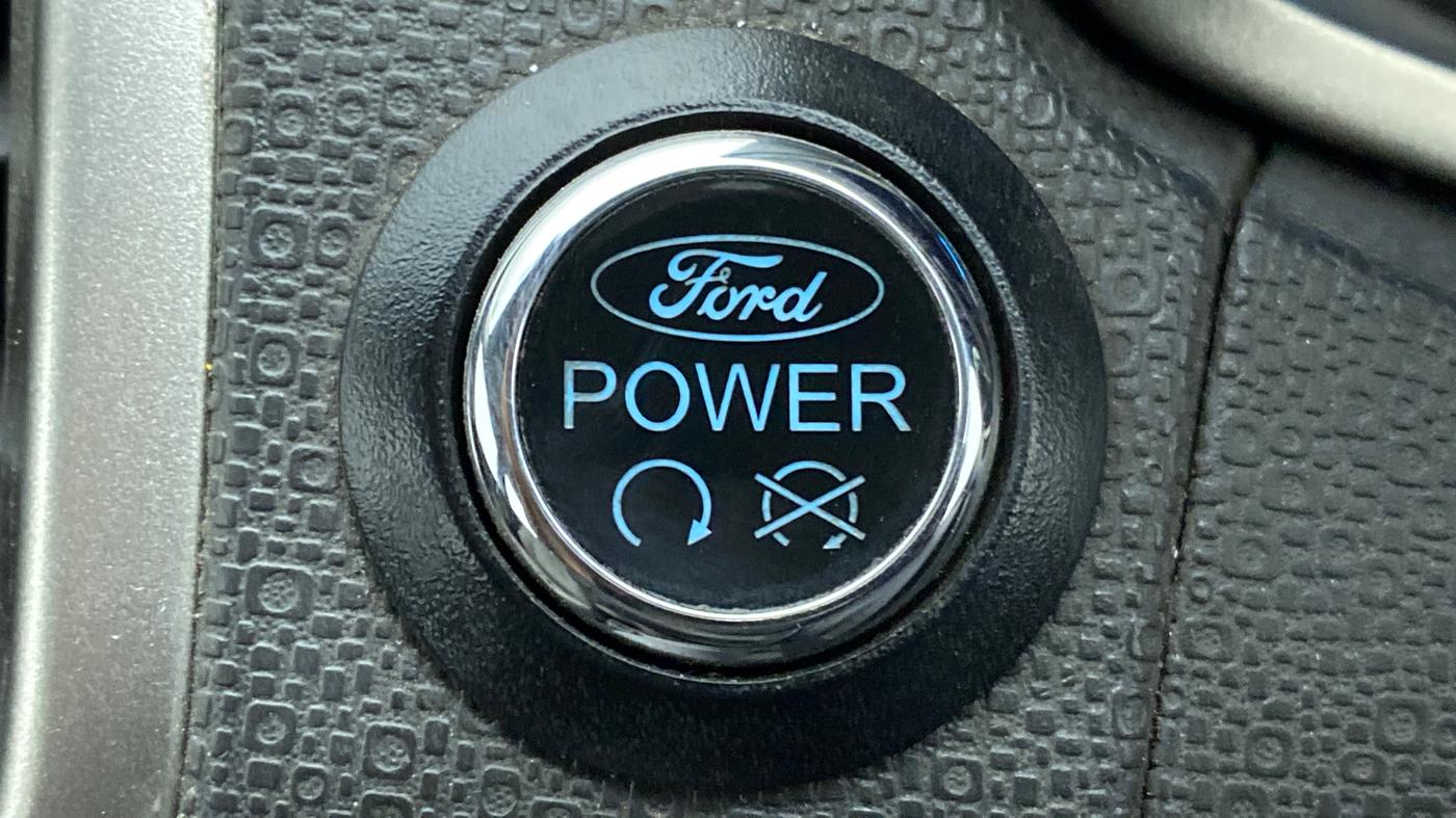 2015 Ford Ecosport 1.5 TITANIUM TI VCT AT, Petrol, Automatic, 56,369 km, Keyless Start/ Stop Button