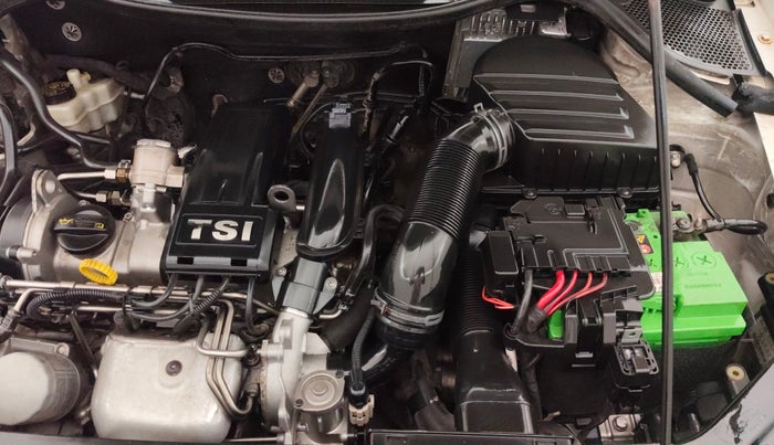 2014 Volkswagen Polo GT TSI AT, Petrol, Automatic, 99,975 km, Engine View - Left