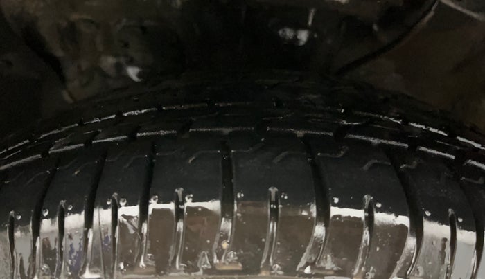 2016 Hyundai Creta SX PLUS 1.6 PETROL, Petrol, Manual, 46,346 km, Left Front Tyre Tread