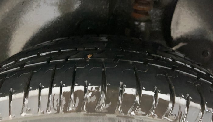 2016 Hyundai Creta SX PLUS 1.6 PETROL, Petrol, Manual, 46,346 km, Left Rear Tyre Tread