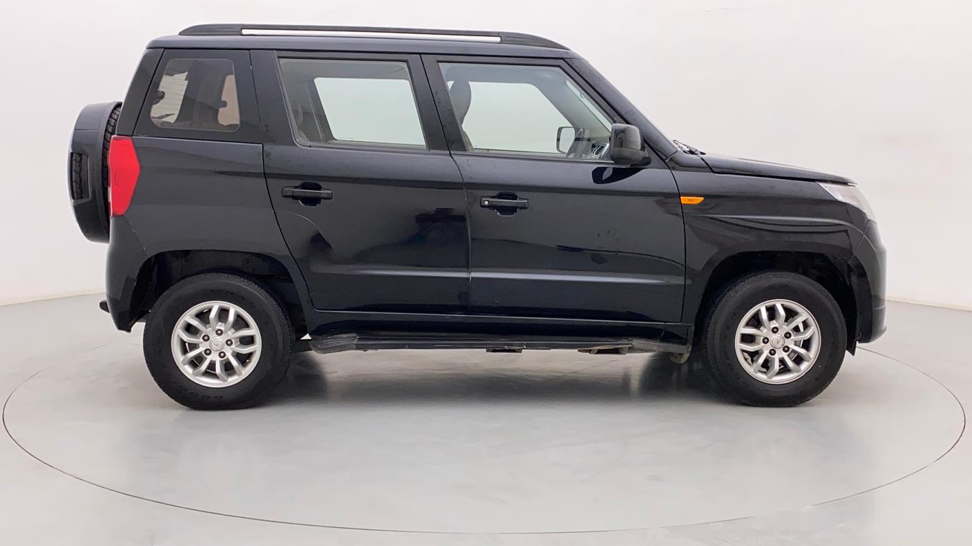 2017 Mahindra TUV300 T8 AMT, Diesel, Automatic, 1,13,724 km, Right Side View