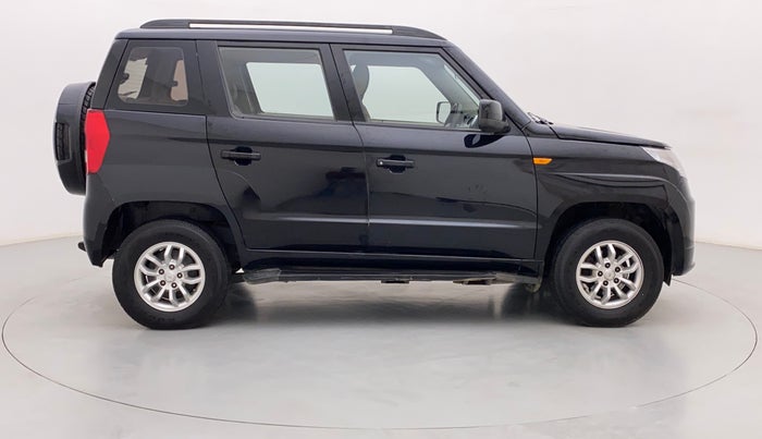 2017 Mahindra TUV300 T8 AMT, Diesel, Automatic, 1,13,724 km, Right Side View