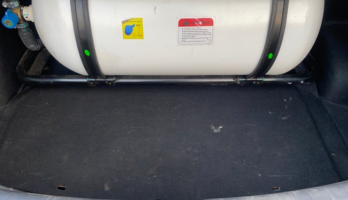 2024 Hyundai AURA SX 1.2 CNG, CNG, Manual, 36,615 km, Boot Inside