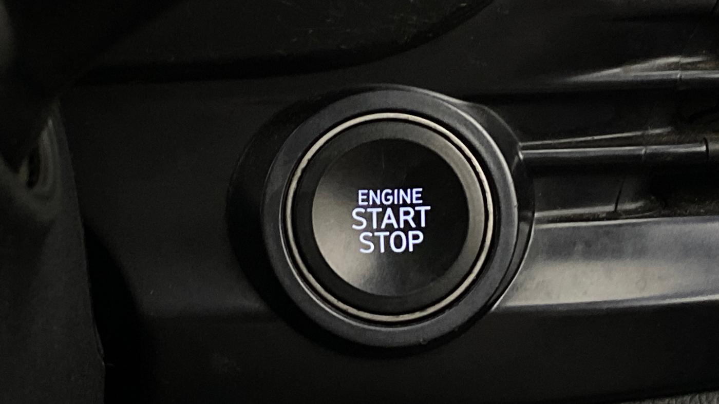 2022 Hyundai NEW I20 ASTA (O) 1.2 AT, Petrol, Automatic, 69,504 km, Keyless Start/ Stop Button