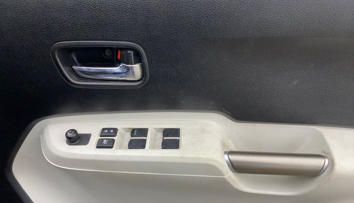 2019 Maruti IGNIS DELTA 1.2 AMT, Petrol, Automatic, 21,596 km, Driver Side Door Panels Control