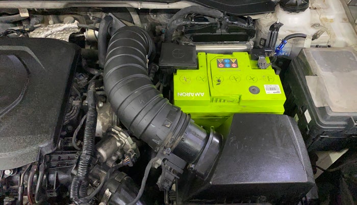 2020 Hyundai VENUE S 1.5 CRDI, Diesel, Manual, 82,804 km, Engine View - Left