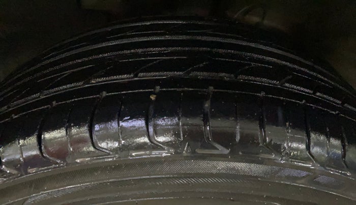 2020 Hyundai VENUE S 1.5 CRDI, Diesel, Manual, 82,804 km, Left Front Tyre Tread