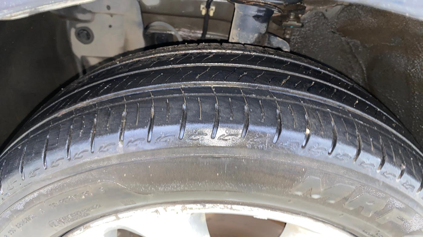 2019 Nissan Micra XV CVT, Petrol, Automatic, 1,03,683 km, Left Front Tyre Tread