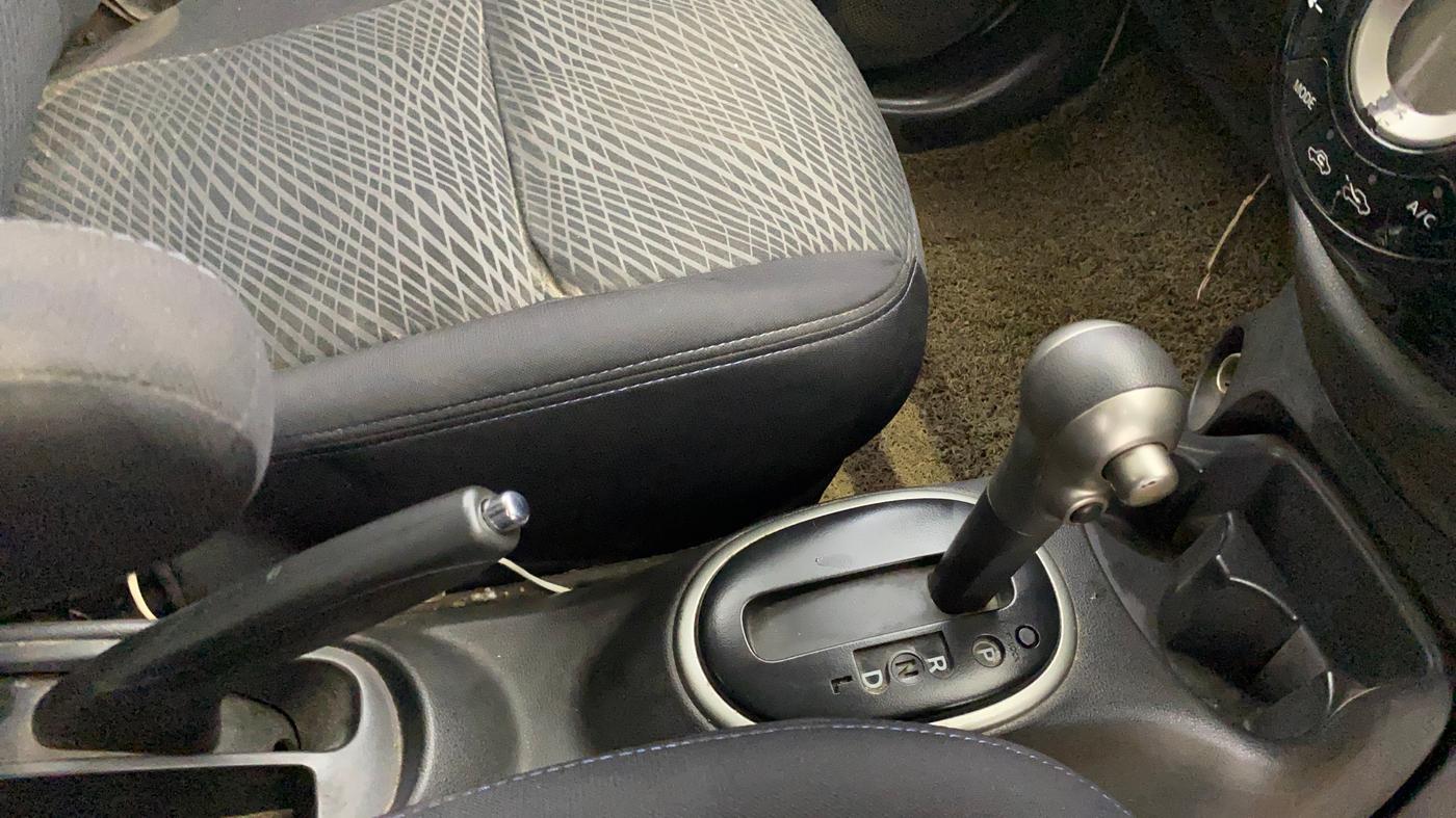 2019 Nissan Micra XV CVT, Petrol, Automatic, 1,03,683 km, Gear Lever