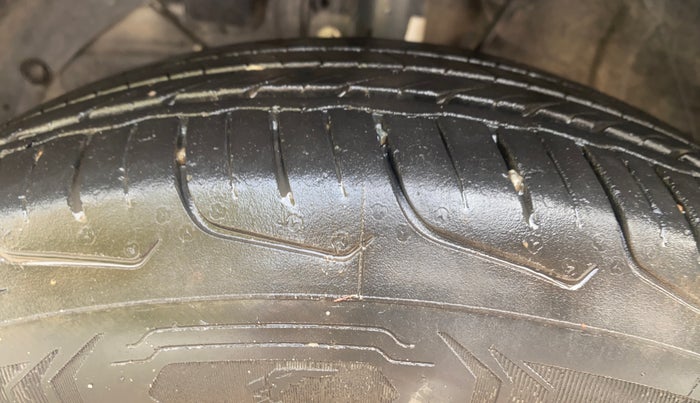 2024 Maruti FRONX DELTA 1.2 AGS, Petrol, Automatic, 7,554 km, Left Front Tyre Tread