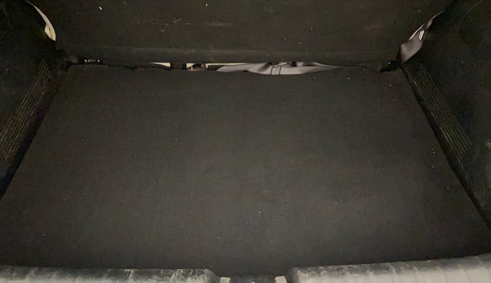 2021 KIA SONET HTX 1.5, Diesel, Manual, 78,210 km, Boot Inside