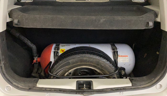 2021 Maruti New Wagon-R LXI CNG (O) 1.0, CNG, Manual, 77,804 km, Boot Inside