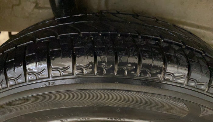 2021 Maruti New Wagon-R LXI CNG (O) 1.0, CNG, Manual, 77,804 km, Right Rear Tyre Tread