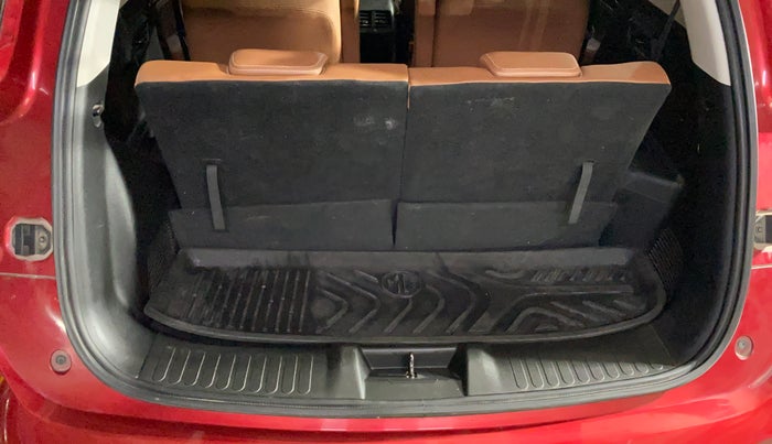 2020 MG HECTOR PLUS SHARP 1.5 PETROL TURBO HYBRID MT 6-STR, Petrol, Manual, 91,408 km, Boot Inside