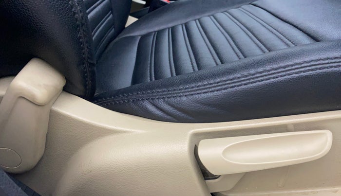 2016 Volkswagen Ameo HIGHLINE1.5L, Diesel, Manual, 85,591 km, Driver Side Adjustment Panel