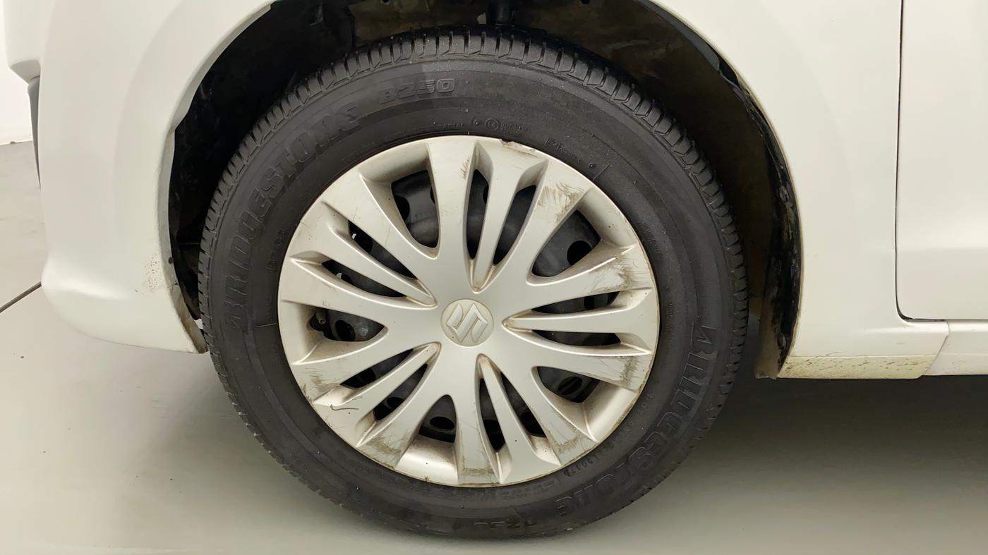 2014 Maruti Ertiga ZXI, Petrol, Manual, 62,134 km, Left Front Wheel