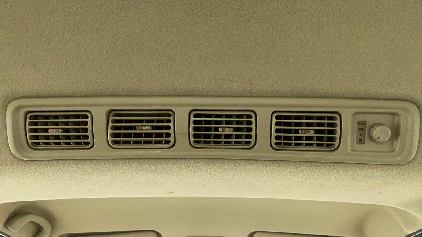2014 Maruti Ertiga ZXI, Petrol, Manual, 62,134 km, Rear AC Vents