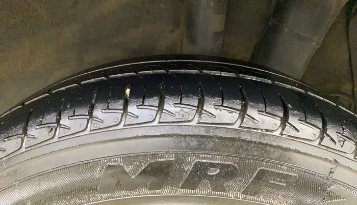 2016 Hyundai Grand i10 SPORTZ 1.2 KAPPA VTVT, Petrol, Manual, 35,876 km, Left Rear Tyre Tread