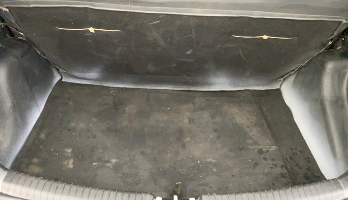 2016 Hyundai Grand i10 SPORTZ 1.2 KAPPA VTVT, Petrol, Manual, 35,876 km, Boot Inside