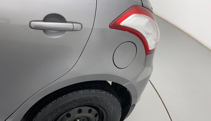 2013 Maruti Swift VXI, Petrol, Manual, 55,976 km, Left quarter panel - Slightly dented