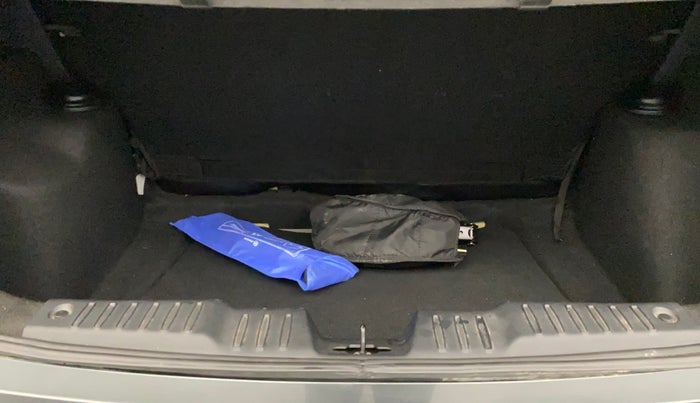 2024 Tata ALTROZ XM PLUS SUNROOF, Petrol, Manual, 13,766 km, Boot Inside