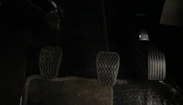 2024 Tata ALTROZ XM PLUS SUNROOF, Petrol, Manual, 13,766 km, Pedals