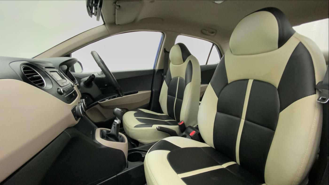 2015 Hyundai Xcent S 1.2, Petrol, Manual, 25,072 km, Right Side Front Door Cabin
