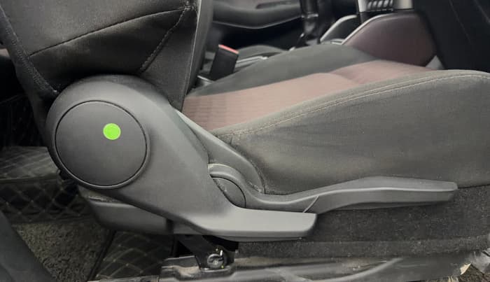 2023 Maruti Grand Vitara SIGMA SMART HYBRID, Petrol, Manual, 12,848 km, Driver Side Adjustment Panel