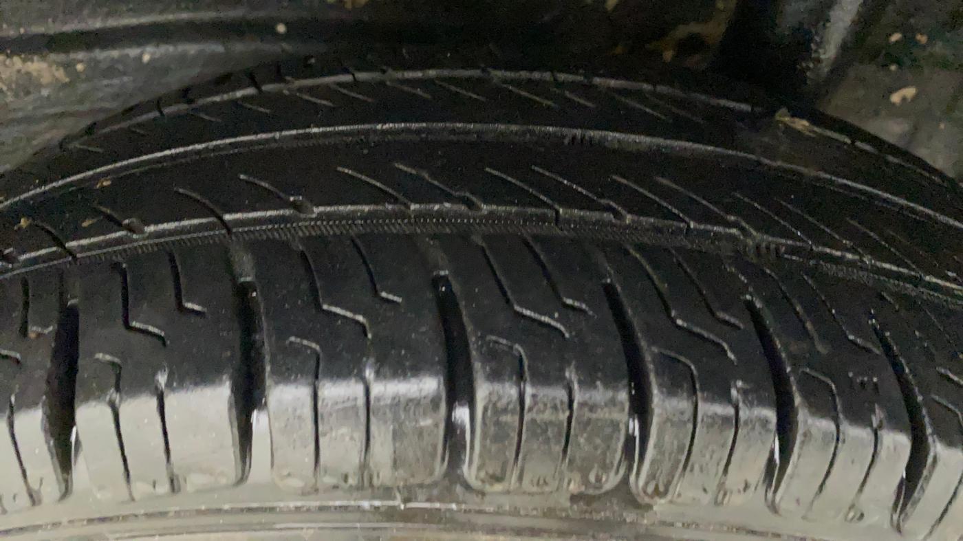 2021 Maruti New Wagon-R LXI CNG 1.0, CNG, Manual, 78,988 km, Left Rear Tyre Tread