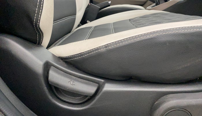 2015 Hyundai Grand i10 ASTA 1.2 KAPPA VTVT, Petrol, Manual, 70,150 km, Driver Side Adjustment Panel