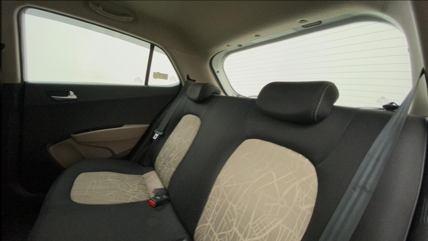 2016 Hyundai Grand i10 ASTA 1.2 KAPPA VTVT, Petrol, Manual, 59,769 km, Right Side Rear Door Cabin