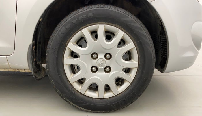 2011 Hyundai i20 MAGNA 1.2, Petrol, Manual, 60,009 km, Right Front Wheel