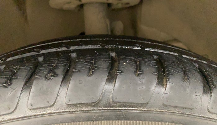 2019 Maruti Swift VXI, Petrol, Manual, 53,394 km, Right Front Tyre Tread