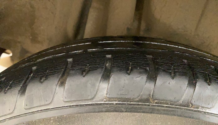 2019 Maruti Swift VXI, Petrol, Manual, 53,394 km, Right Rear Tyre Tread